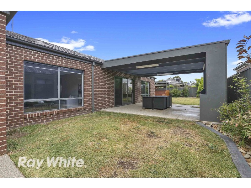 11 Kingfisher Court, Lara VIC 3212