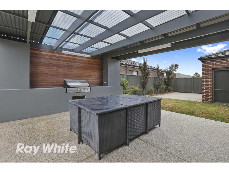 11 Kingfisher Court, Lara VIC 3212