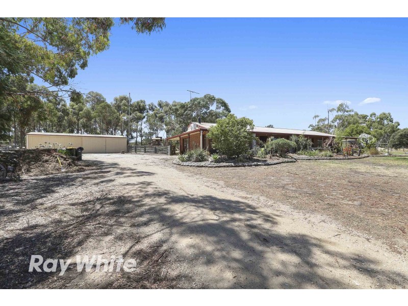 70 Manna Gum Place, Anakie VIC 3221