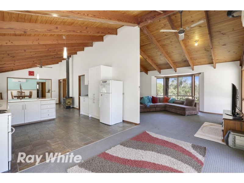 70 Manna Gum Place, Anakie VIC 3221