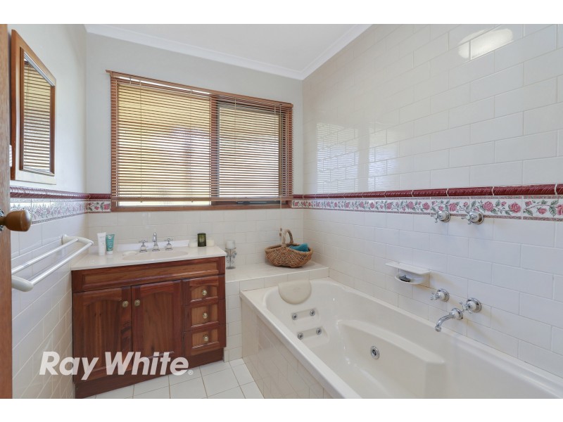 70 Manna Gum Place, Anakie VIC 3221