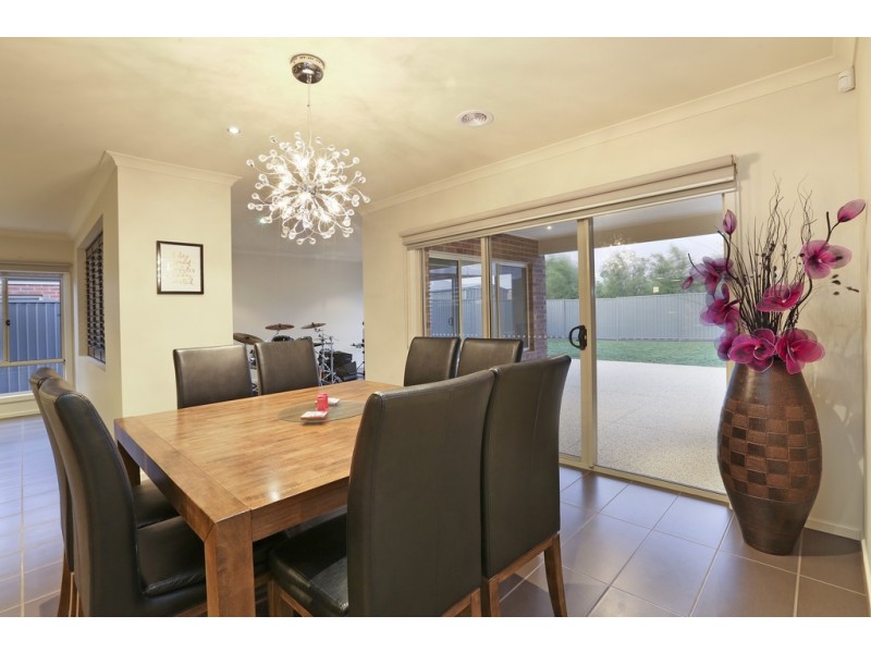 31 Cape Barron Drive, Lara VIC 3212