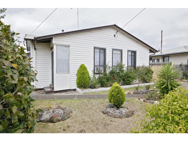 37 Wisteria Grove, Norlane VIC 3214