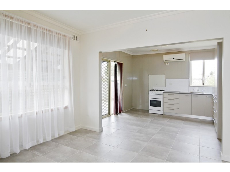 37 Wisteria Grove, Norlane VIC 3214
