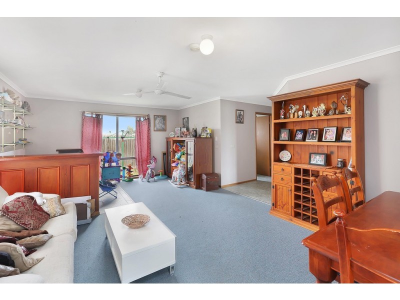 48 Fairbairn Drive, Corio VIC 3214