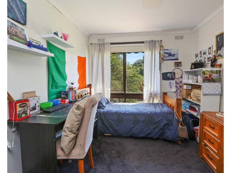 2 Sheeran Crescent, Lara VIC 3212