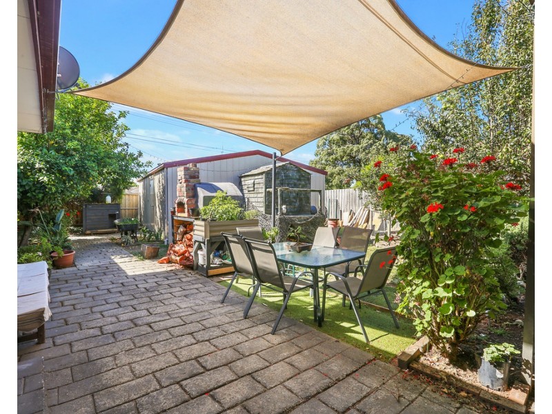 2 Sheeran Crescent, Lara VIC 3212