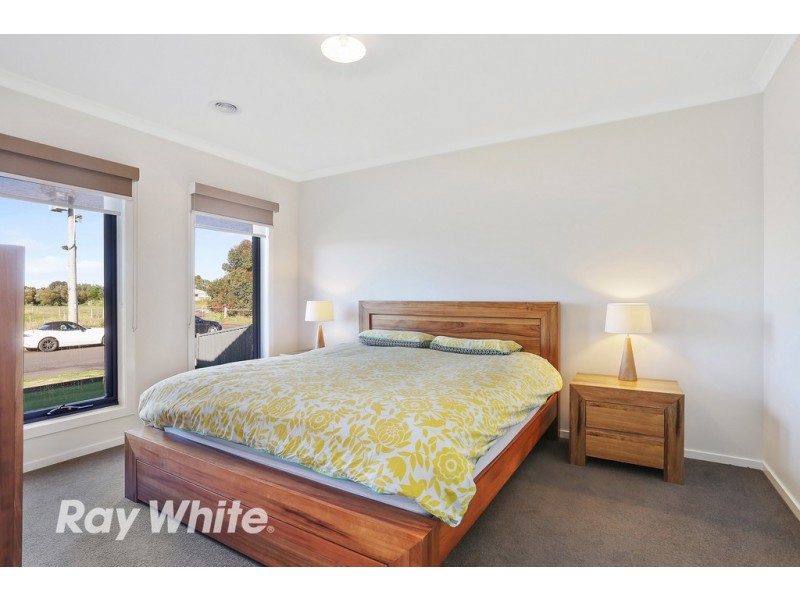 84 Canterbury Road West, Lara VIC 3212