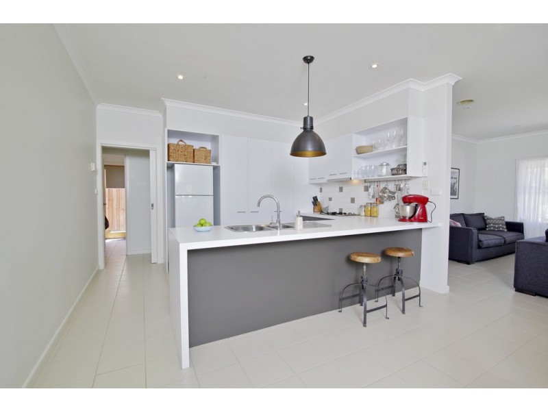 24 Francis Court, Lara VIC 3212