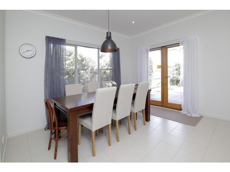 24 Francis Court, Lara VIC 3212