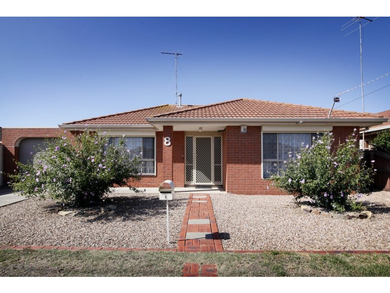 8 Coleraine Crescent, Corio VIC 3214