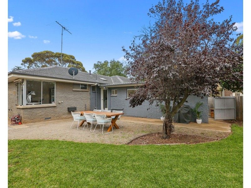 9 Lime Crescent, Lara VIC 3212