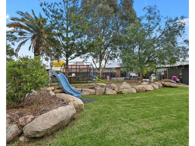 9 Lime Crescent, Lara VIC 3212