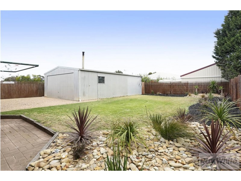 40 Young Street, Lara VIC 3212