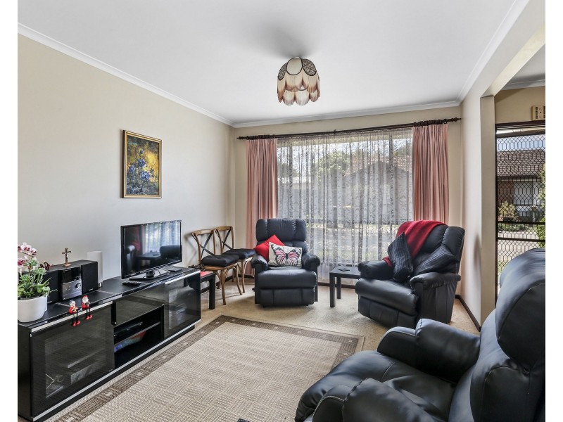 3/27-29 Brunel Close, Lara VIC 3212