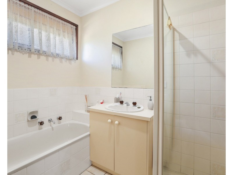 3/27-29 Brunel Close, Lara VIC 3212