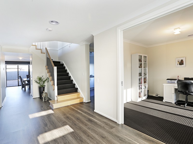 96 Eastlakes Boulevard, Lara VIC 3212