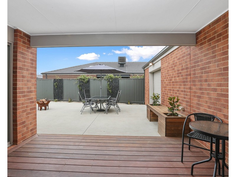 9 Jabiru Court, Lara VIC 3212