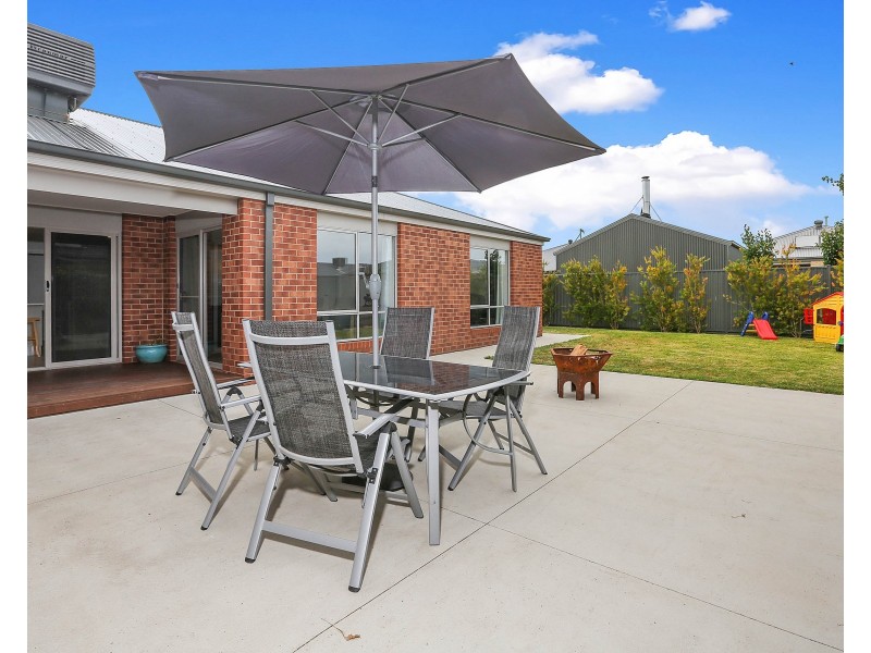 9 Jabiru Court, Lara VIC 3212