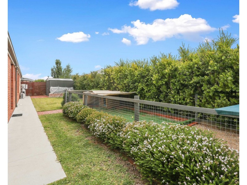 9 Jabiru Court, Lara VIC 3212