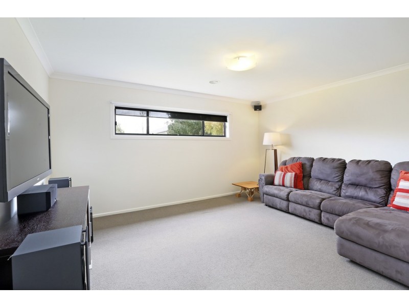 10 Barbara Drive, Lara VIC 3212