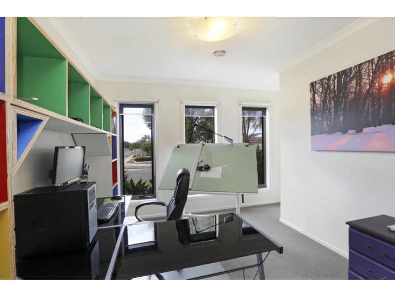 10 Barbara Drive, Lara VIC 3212