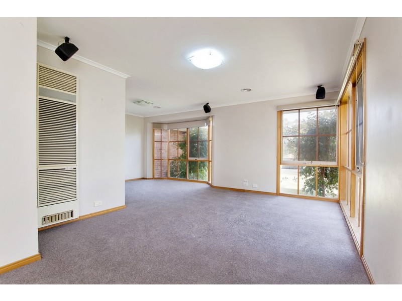 12 Sherwood Grove, Lara VIC 3212