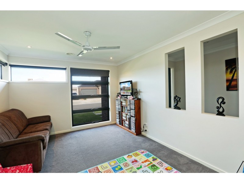 11 Weerana Way, Lara VIC 3212