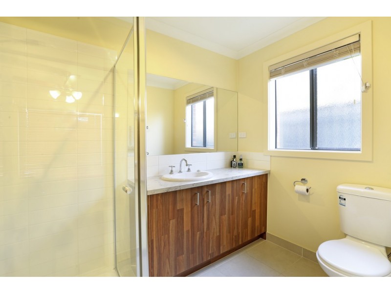 6 Cygnet Court, Lara VIC 3212