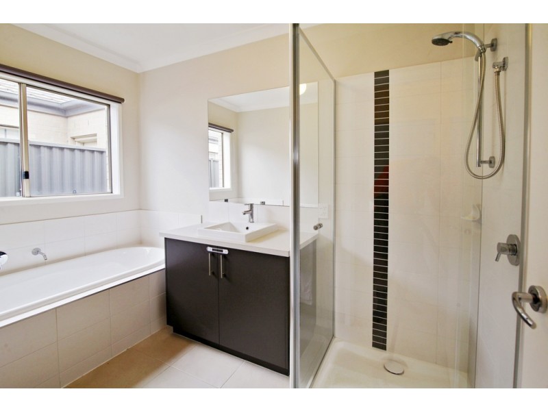 29 Melissa Drive, Lara VIC 3212