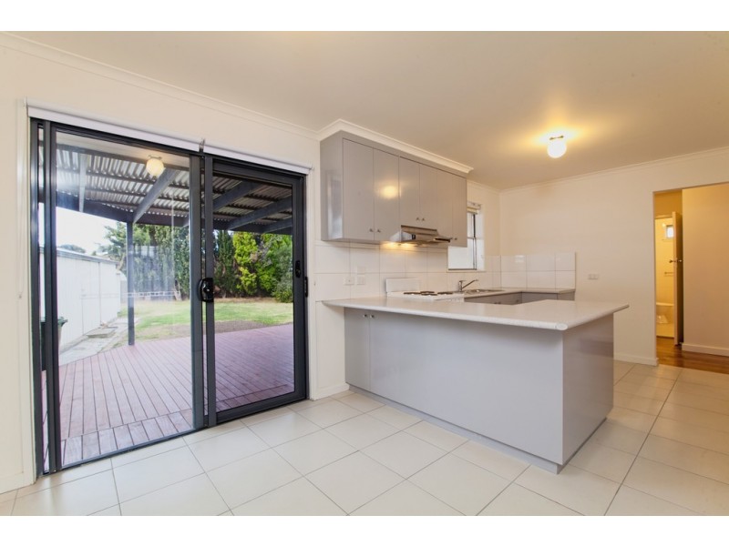 2 Gambier Grove, Corio VIC 3214
