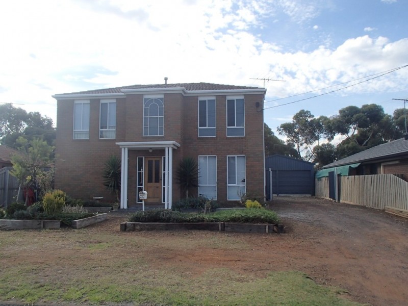 65 Cameron Crescent, Lara VIC 3212