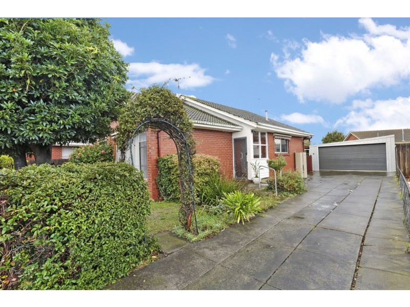 5 Maine Court, Corio VIC 3214