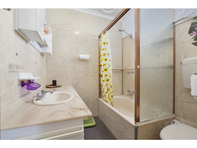 8 Indiana Avenue, Corio VIC 3214