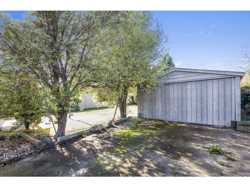 8 Indiana Avenue, Corio VIC 3214