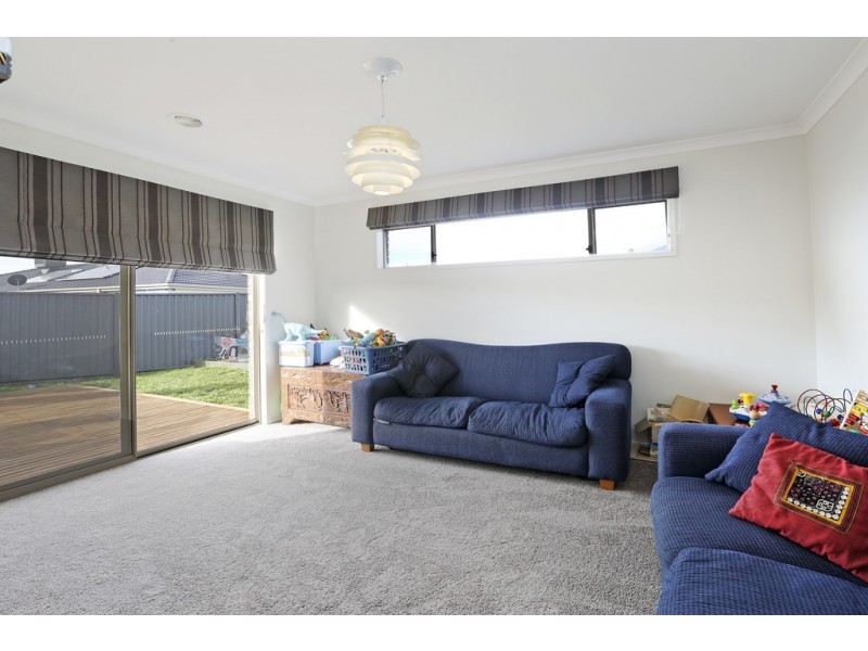 13 Cape Barron Drive, Lara VIC 3212