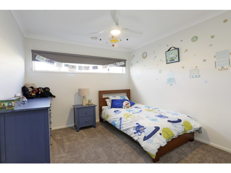 13 Cape Barron Drive, Lara VIC 3212