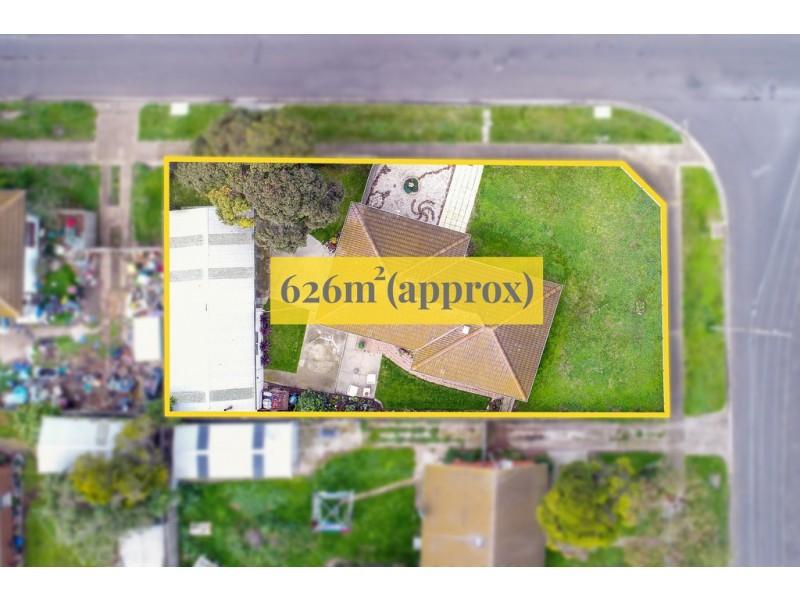 9 Fairbairn Drive, Corio VIC 3214