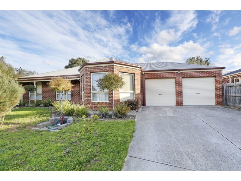 24 Pineview Court, Lara VIC 3212
