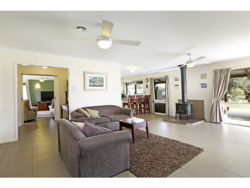 55 Shaws Road, Little River VIC 3211