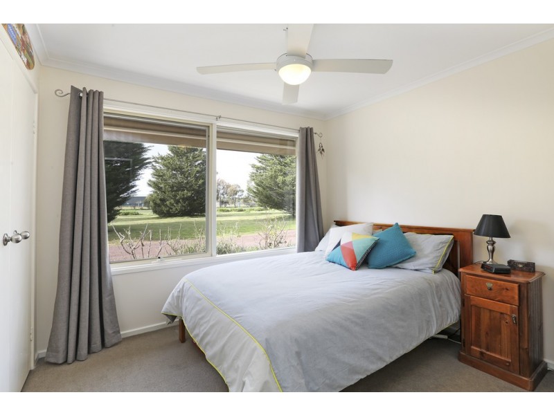 55 Shaws Road, Little River VIC 3211