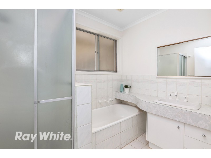 2 Grevillea Avenue, Corio VIC 3214