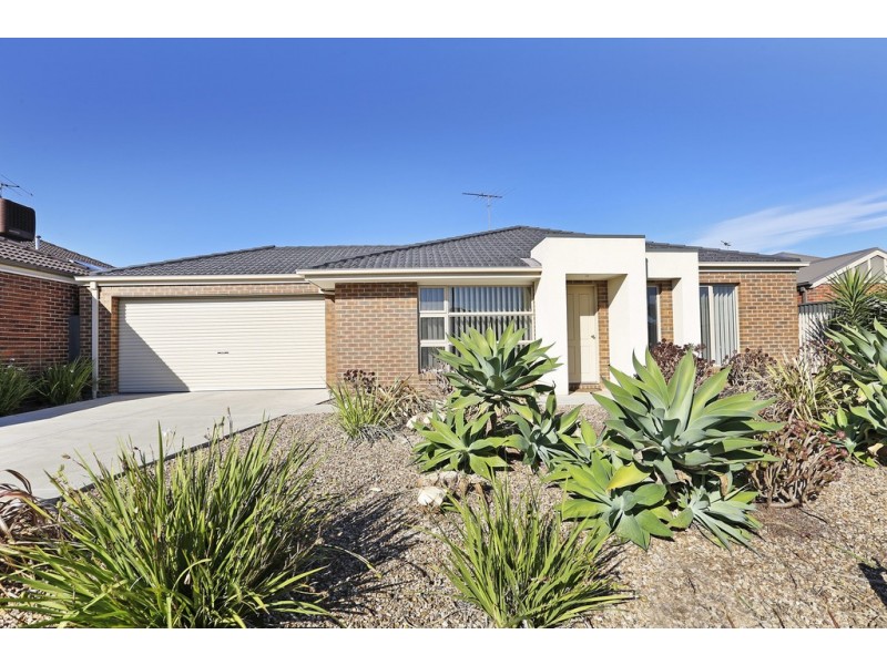 8 Mallard Court, Lara VIC 3212
