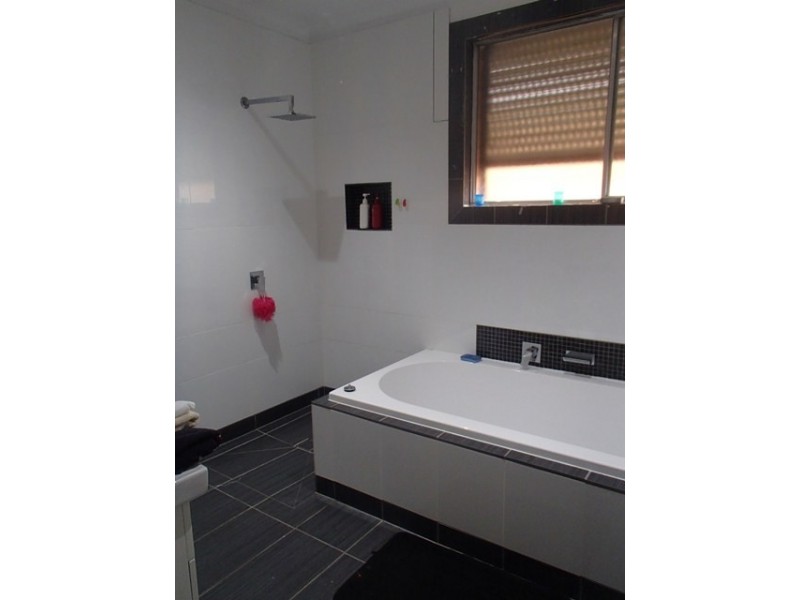 96 McClelland Street, Bell Park VIC 3215