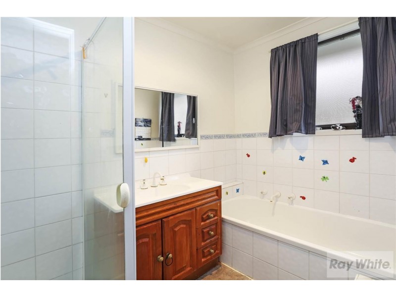 8 Bottlebrush Court, Corio VIC 3214