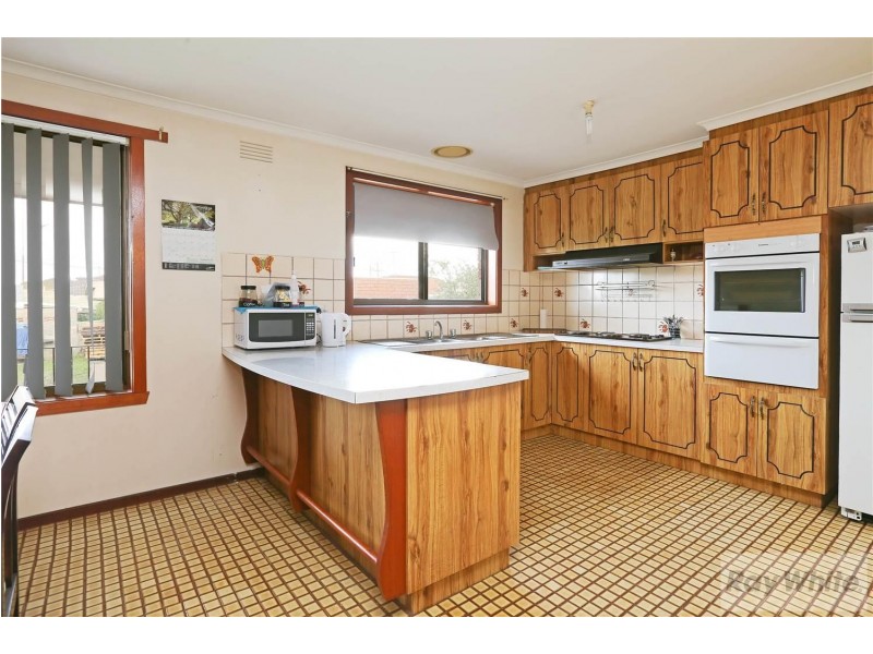 15 Wellwood Avenue, Norlane VIC 3214