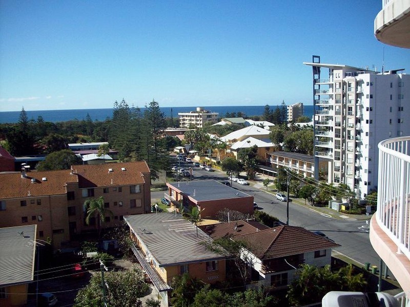 Broadbeach QLD 4218