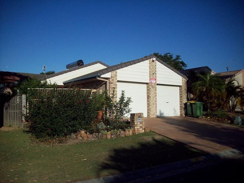 37 Glenside Drive, Robina QLD 4226