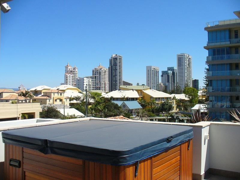 Mermaid Beach QLD 4218