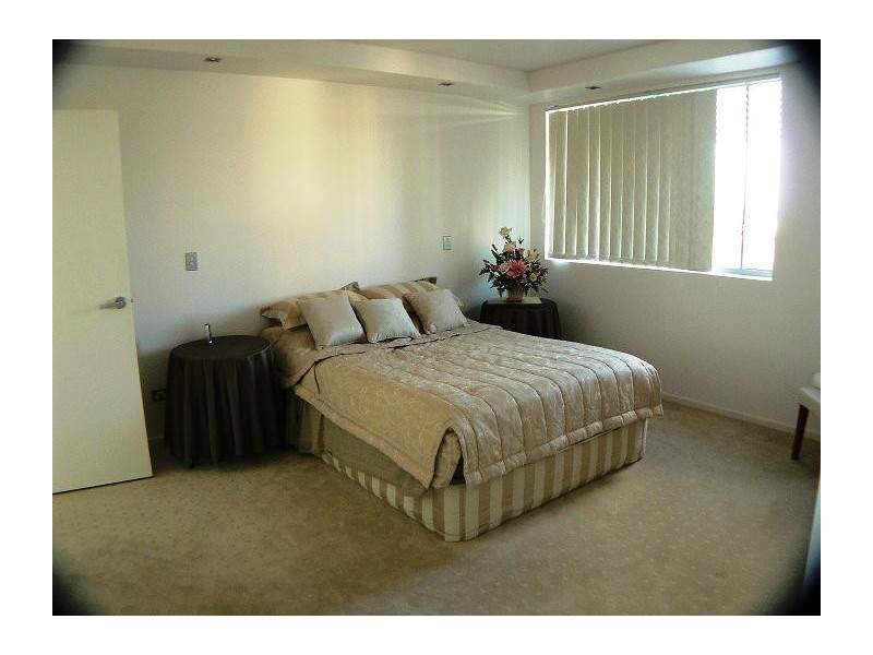 Mermaid Beach QLD 4218